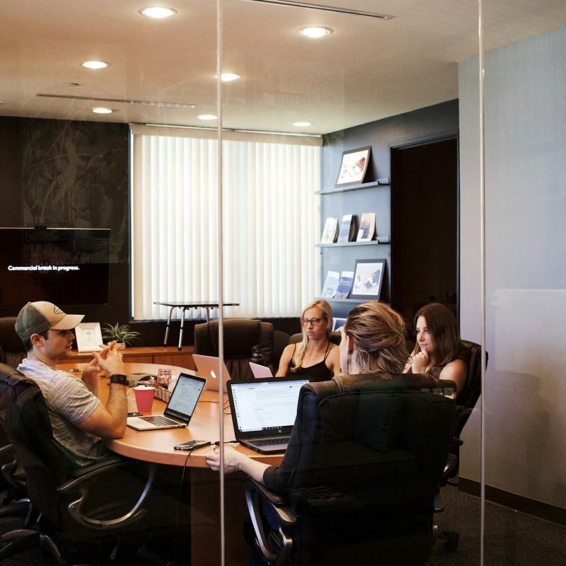 2025-10-24 - Fire Up Design - What Guildford Website Developers Focus on in Q4